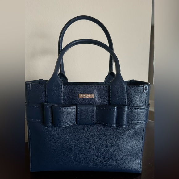 kate spade Handbags - Kate Spade Handbag-NWOT- Navy Bow